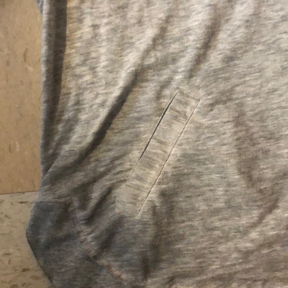 Grey pullover - Picture 2 of 2